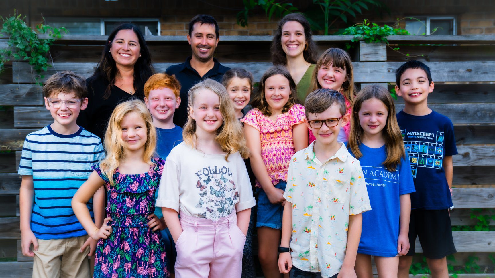 School Photo Service by Hen's Bread Productions