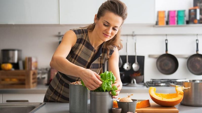 Quick Guide To Basil A Couple Cooks - Best Light Wallpapers in HD