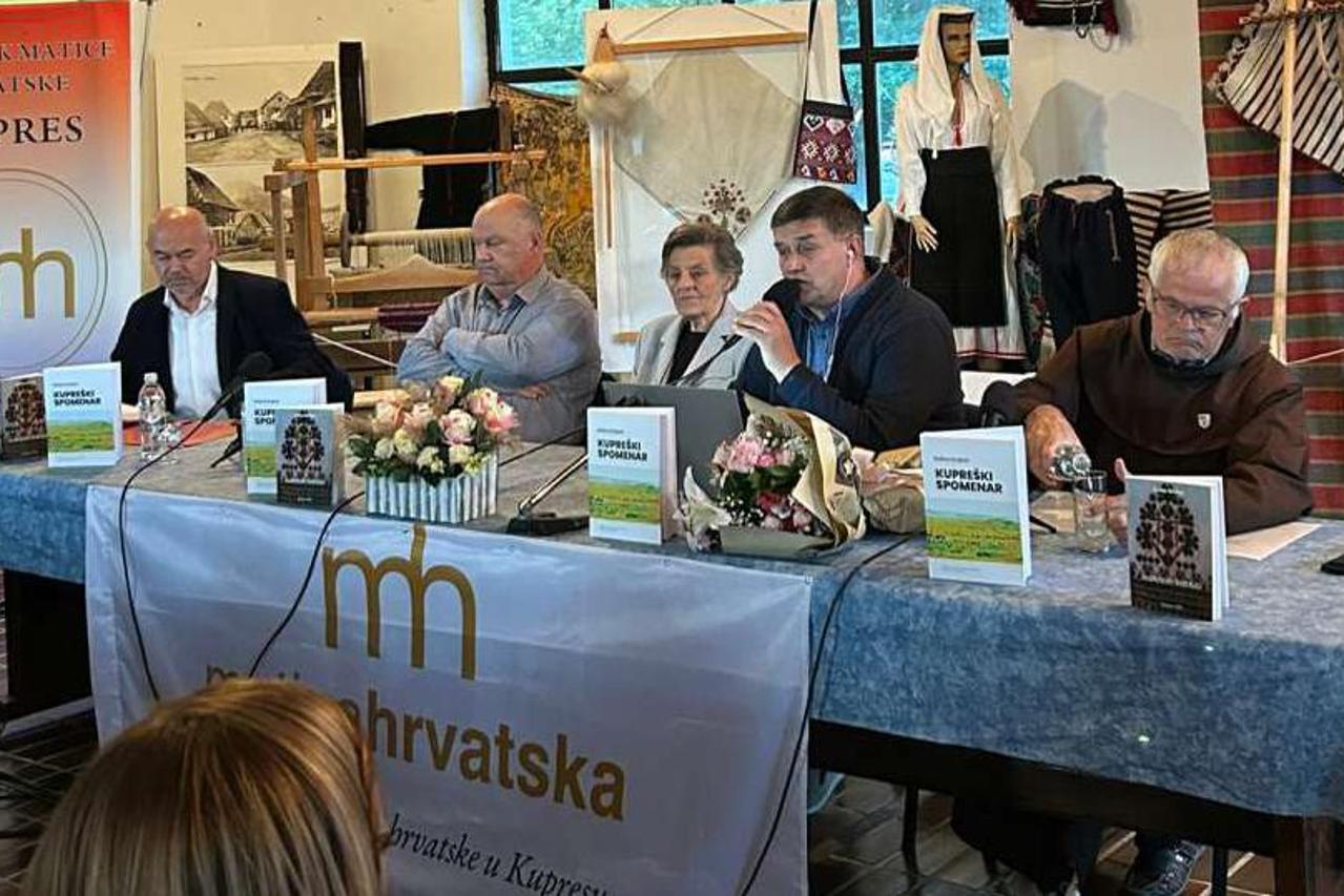 Promovirana knjiga ‘Kupreški spomenar’ autorice Ružice Hrnjkaš Živković