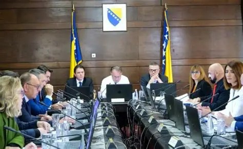 Vlada FBiH odobrila 3,8 milijuna KM pomoći privatnim poslodavcima i obrtima