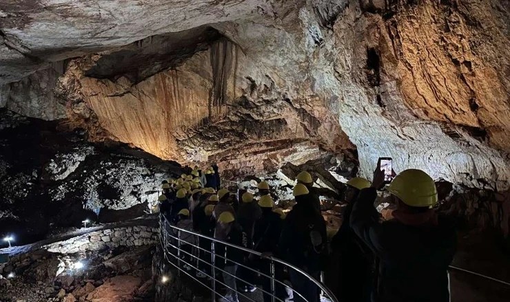Turisti otkrivaju Općinu Ravno