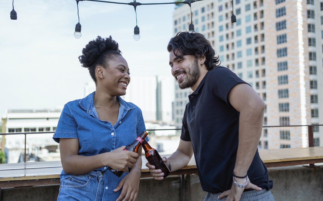 Nonverbal Communication Definition, Examples & Types (2023)