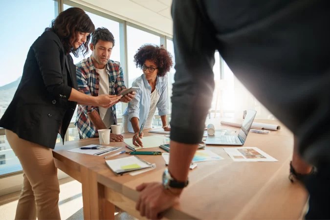 developer team members working together