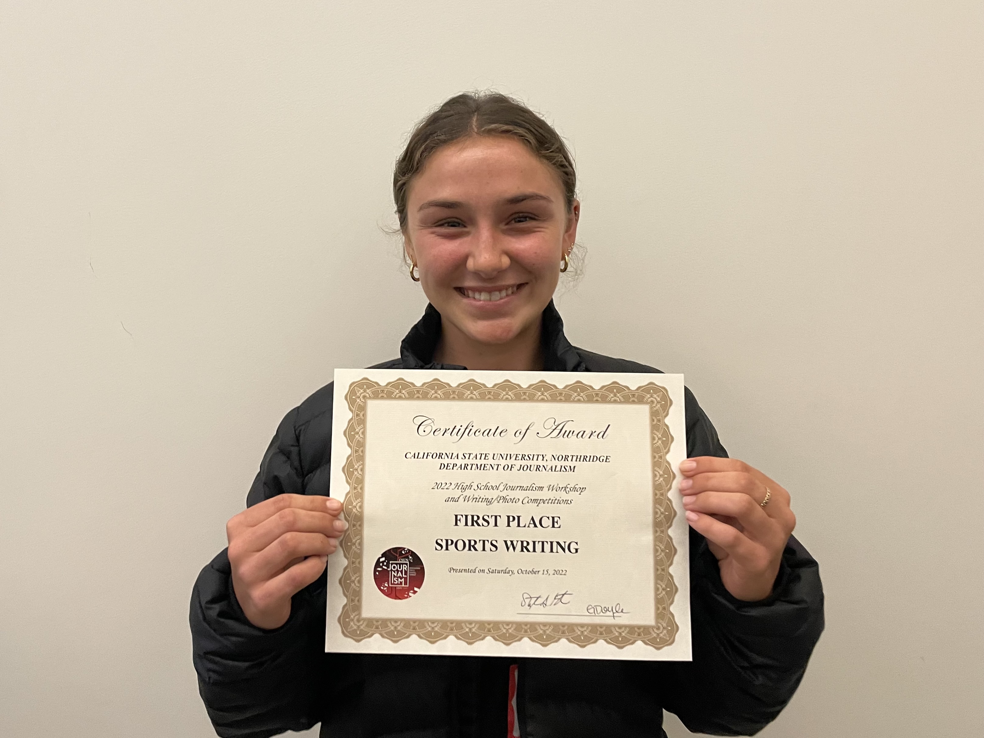 Mira Costa High School student Ava Nicols wins first place in sports writing. (Isabella Balandrán / HS Insider)