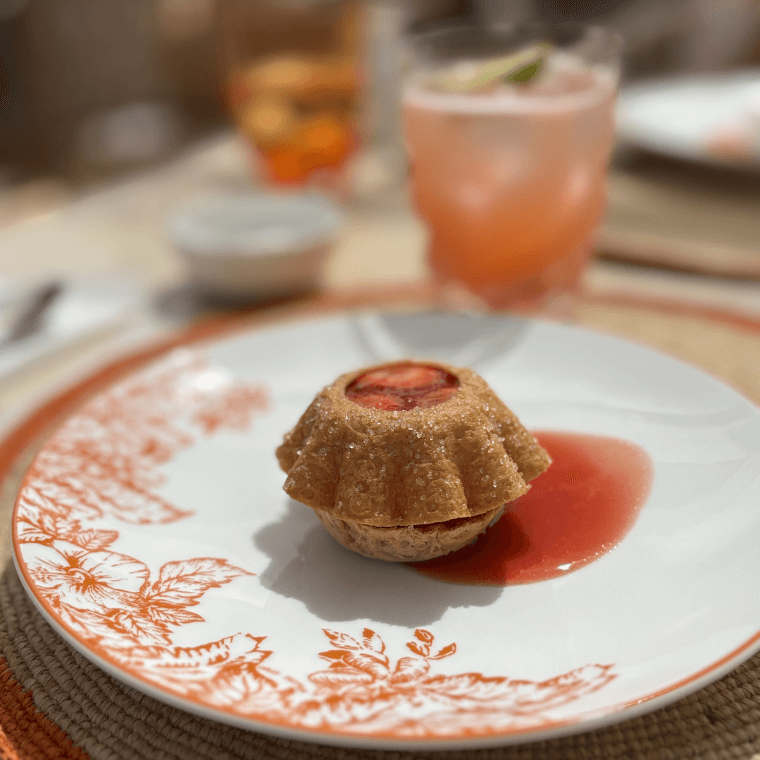 Vacherin with rhubarb and Beaumes-de-Venise