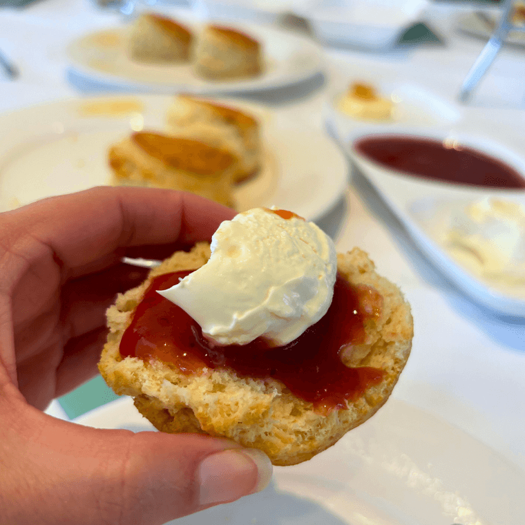 Scones with jam and cream, photo: Sallt Scott