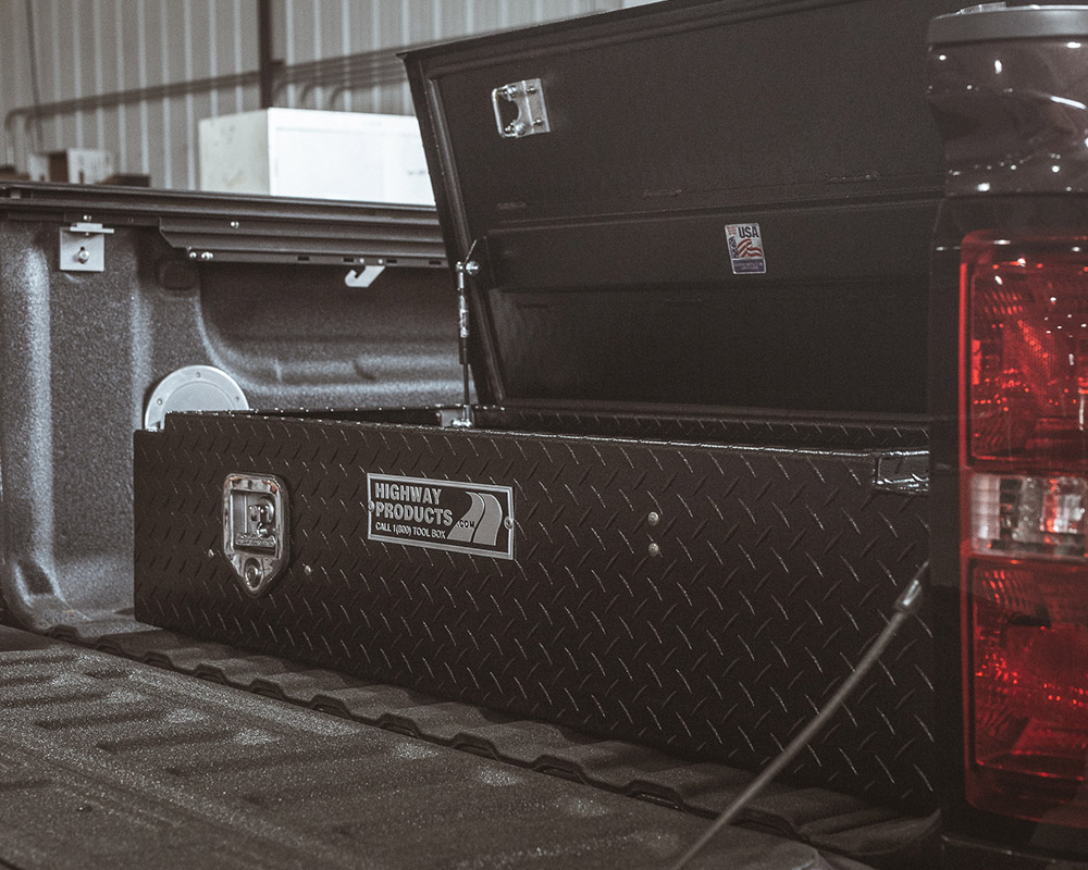 Heavy duty aluminum toolboxes for pickup truck: high side truck tool