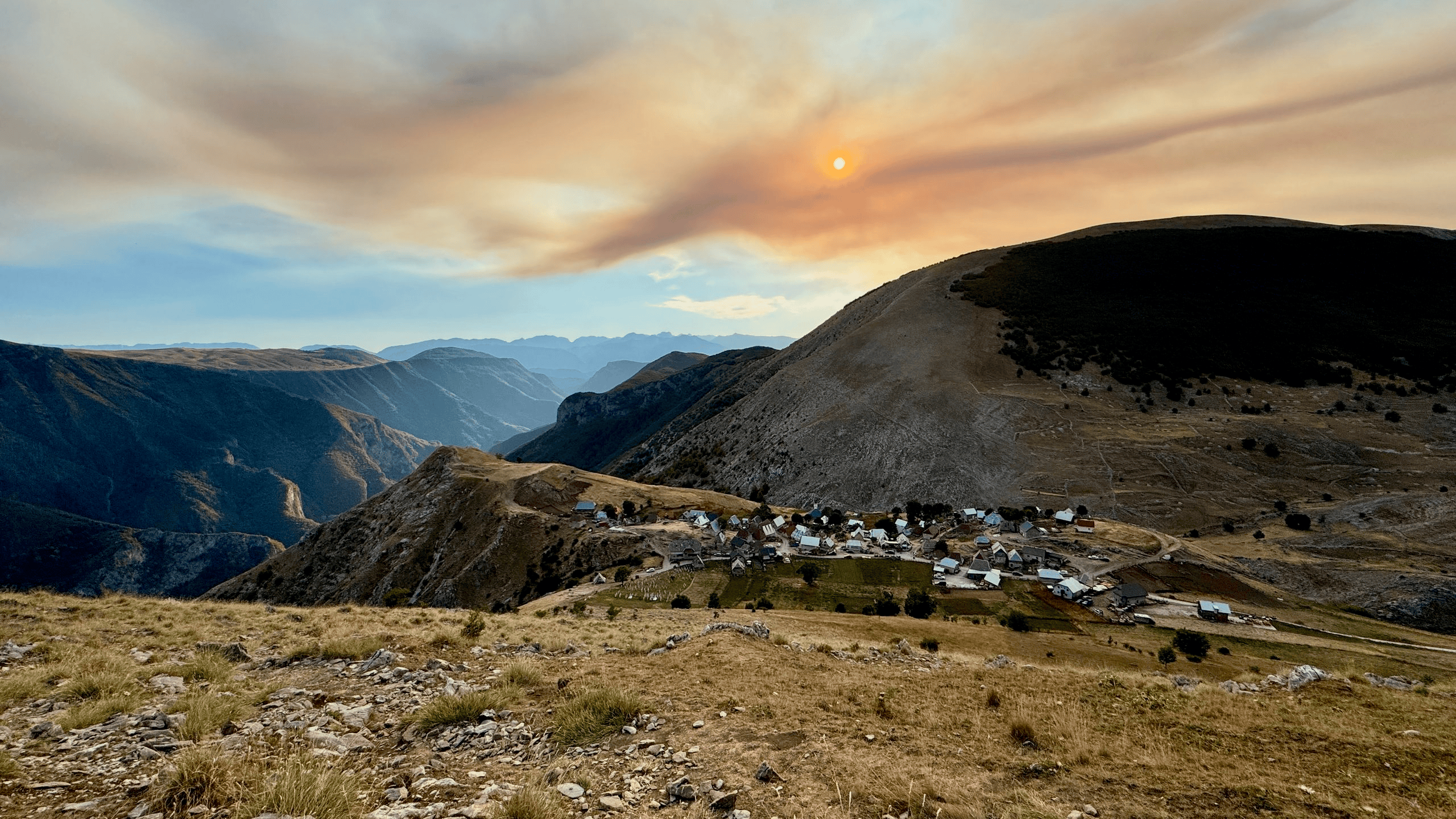 Bosnia kõige eraldatum mägiküla Lukomir