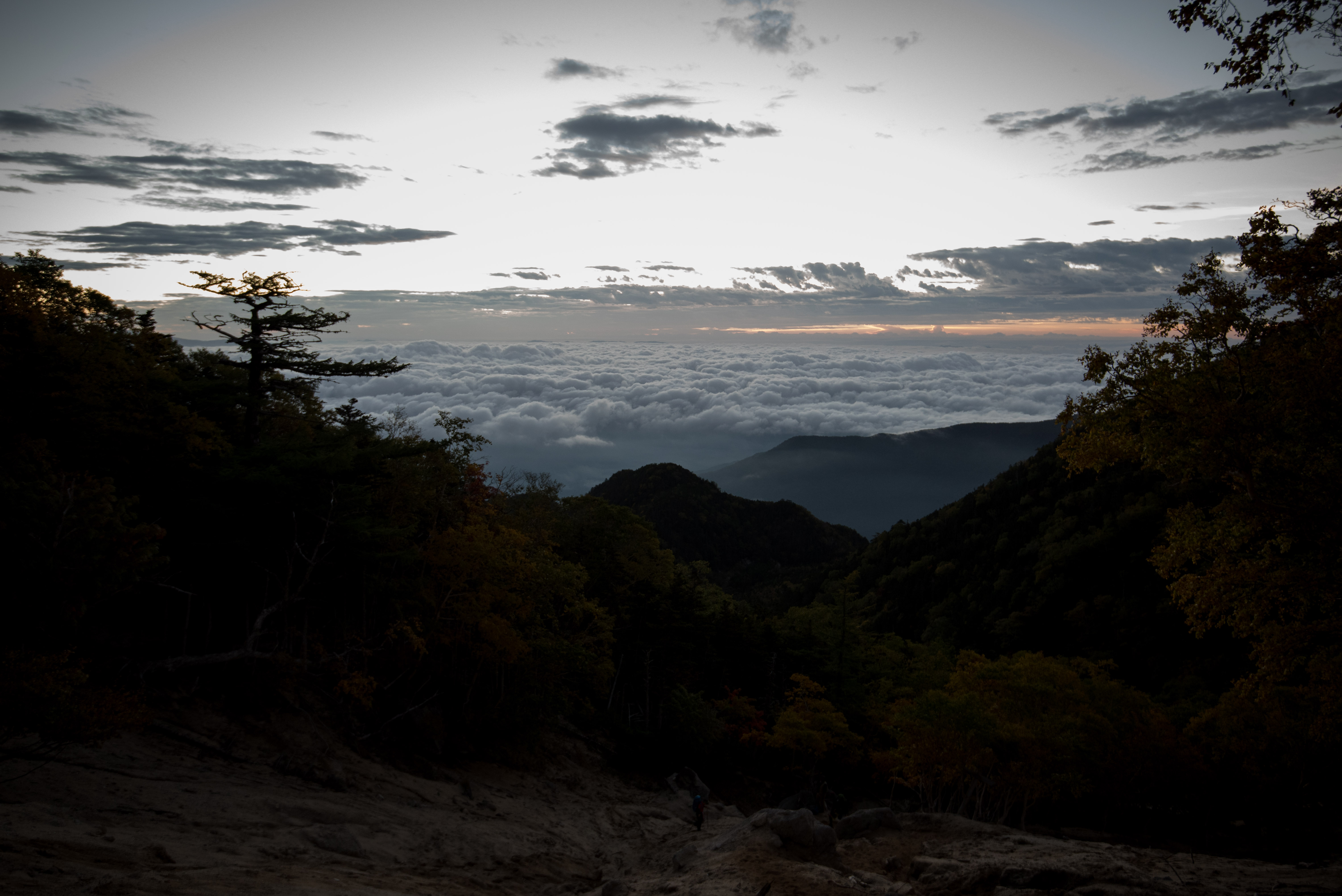 夏の終わり 紅葉の始まる鳳凰三山縦走｜HIKO'S TOURING REPORT