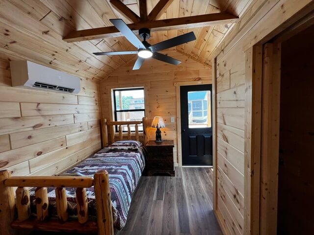 11'2"x40' Country T Cabin Park Model - Turn key Display Model - On the Lot - Image 8