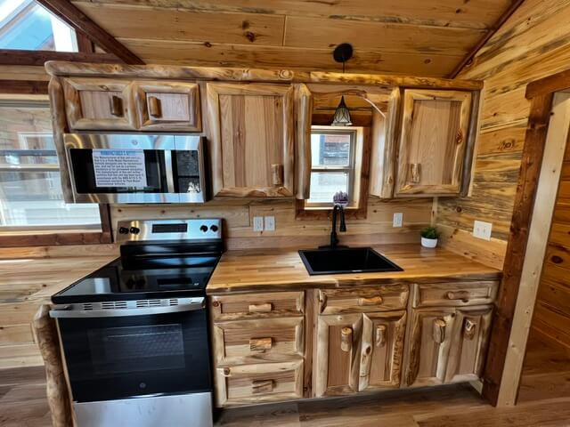 14x38 Smoky Mtn Cabin Park Model - Full Bath- On Display- AVAILABLE NOW - Image 15