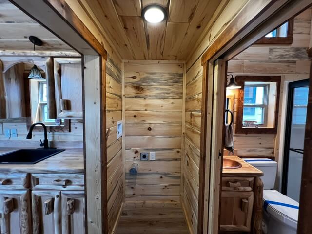 14x38 Smoky Mtn Cabin Park Model - Full Bath- On Display- AVAILABLE NOW - Image 16