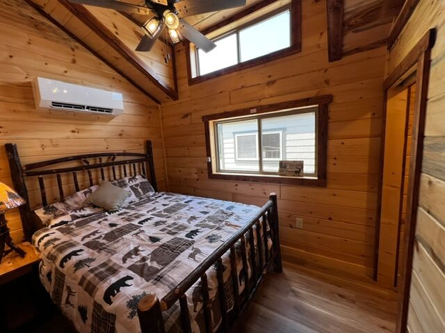 14x38 Smoky Mtn Cabin Park Model - Full Bath- On Display- AVAILABLE NOW - Image 20