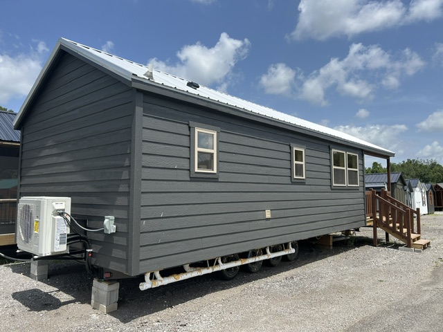 14x38 Country T Cabin Park Model - Turn key Display Model -On Display- AVAILABLE NOW - Image 5