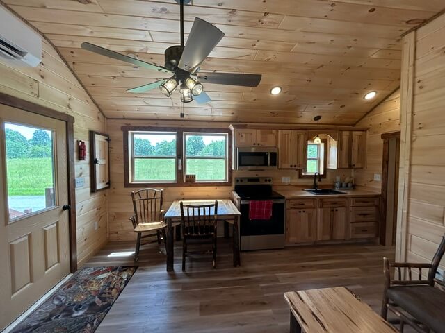 14x38 Country T Cabin Park Model - Turn key Display Model -On Display- AVAILABLE NOW - Image 9