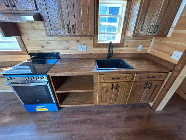 14x38 Smoky Mtn Cabin Park Model - AVAILABLE NOW - Image 11