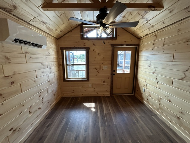 11'2"x40' Country T Cabin Park Model - Turn key- Available Now- On Display - Image 13