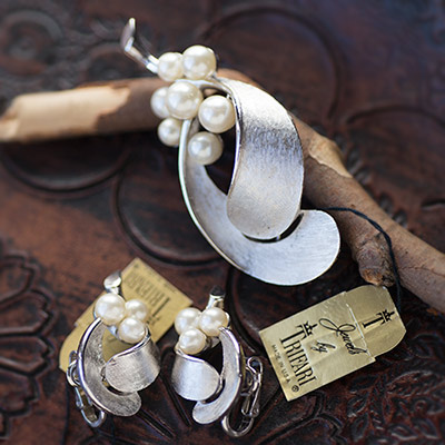 トリファリ　ブローチ＆イヤリングセット 83265339.jpg?fit=400,400&ssl=1