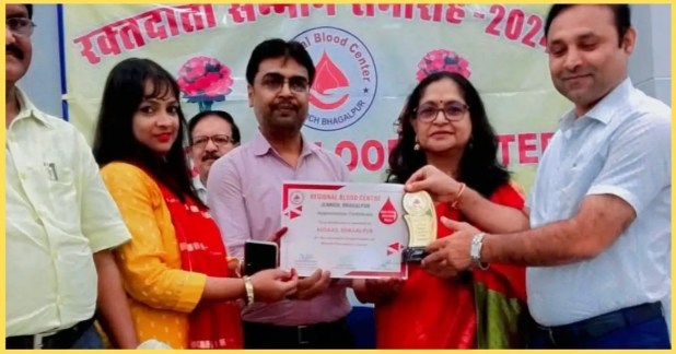 रक्तदान तथा समाजसेवा के क्षेत्र में उल्लेखनीय योगदान के लिए सम्मान