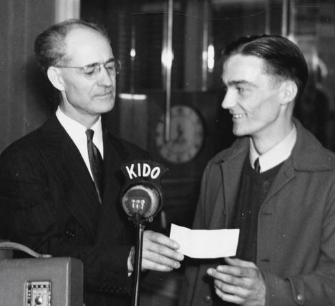 KIDO: two unknown men; black and white