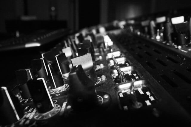 Barroco Hitmakers Mastering - Best Dark Textures in Full HD