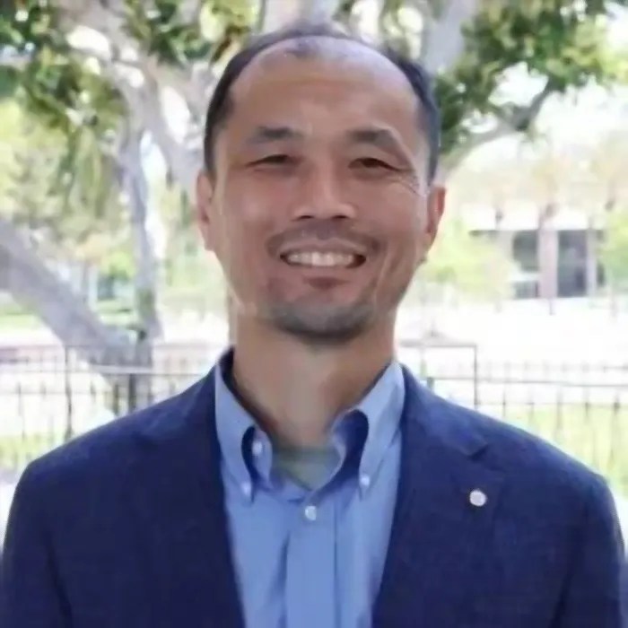 James Yoo