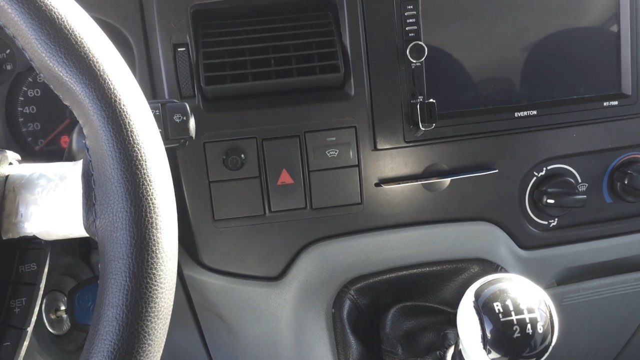 2013 Ford Transit Cruise control
