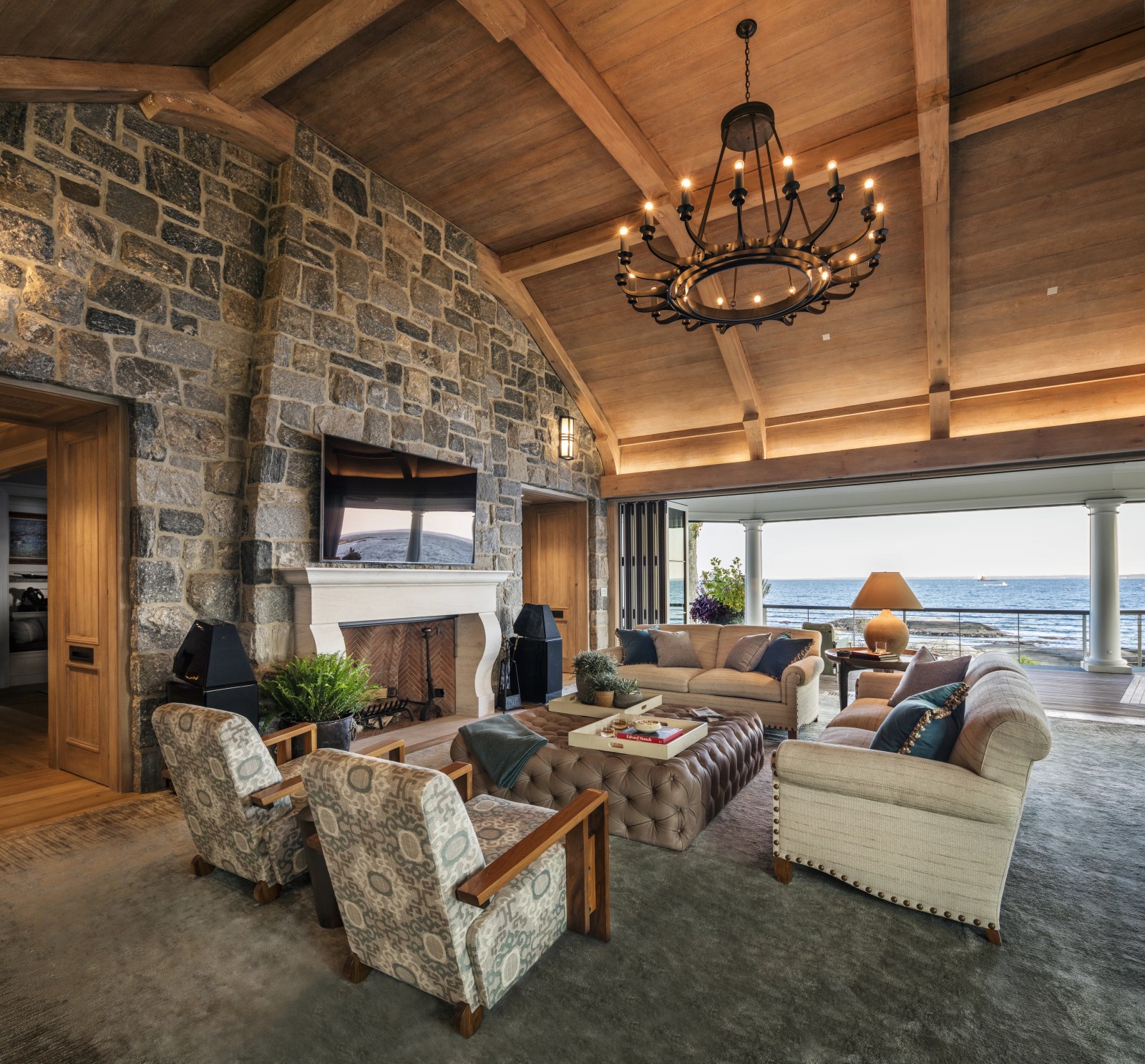 Contentimiento, Fairfield County, CT, built by Hobbs, Inc.