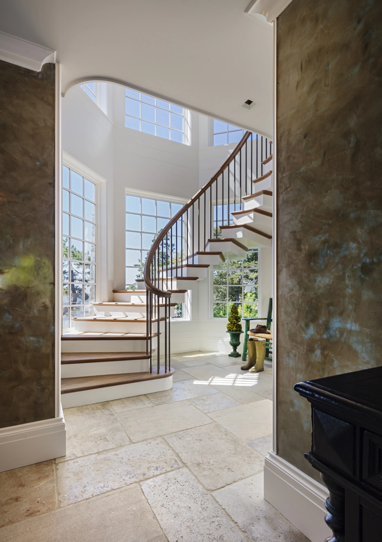 Contentimiento, Fairfield County, CT, built by Hobbs, Inc.