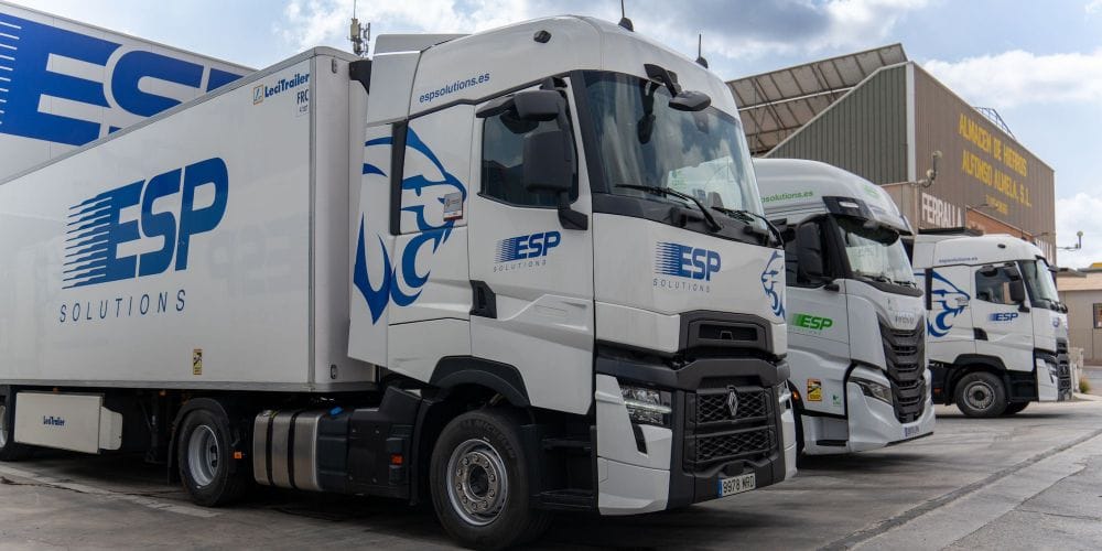 توظيف سائقين.. عرض مغرٍ من شركة دولية للعمل بأوروبا