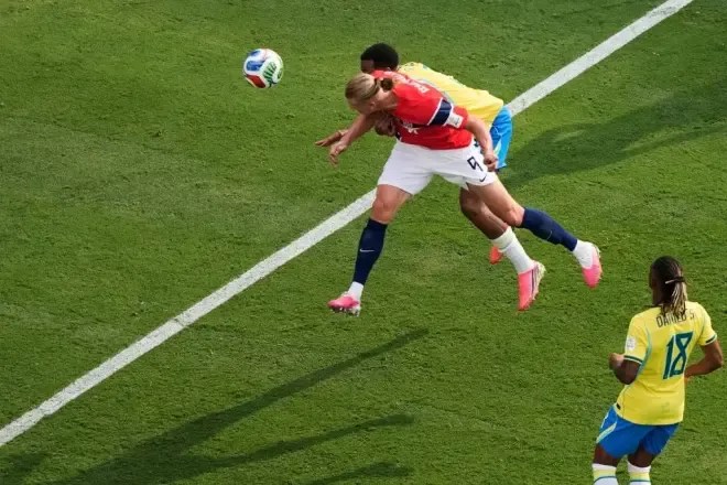 هالاند يقود النرويج لربع نهائي كأس العالم على حساب البرازيل