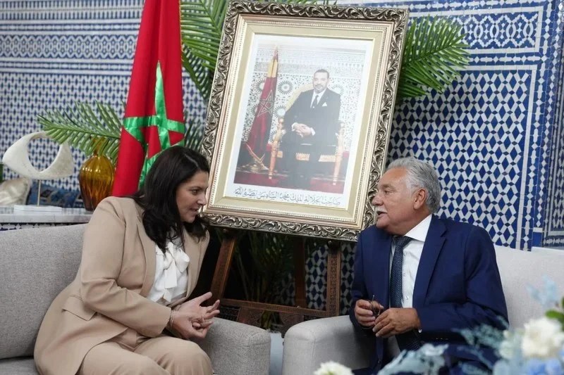 مشاورات تشكيل الحكومة: رهانات المنصوري لإعادة إحياء الكتلة الوطنية ومطالب القواعد الشعبية