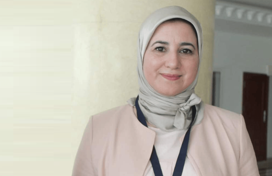 حين يسقط الجدار الحزبي.. سعاد شيخي تنتصر للحق وتدافع عن فاطمة السعدي بالحسيمة