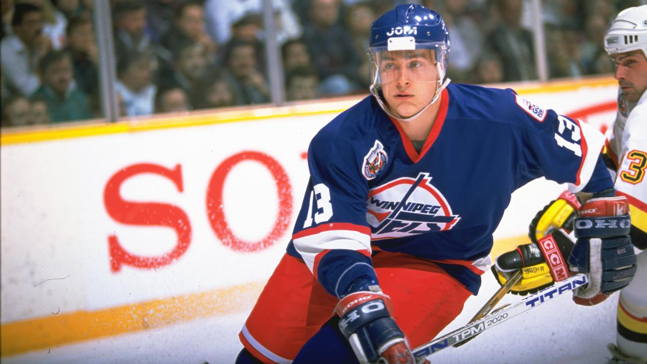 Selanne-Jets-2 Teemu Selanne Anaheim Ducks Colorado Avalanche San Jose Sharks Teemu Selanne Winnipeg Jets 