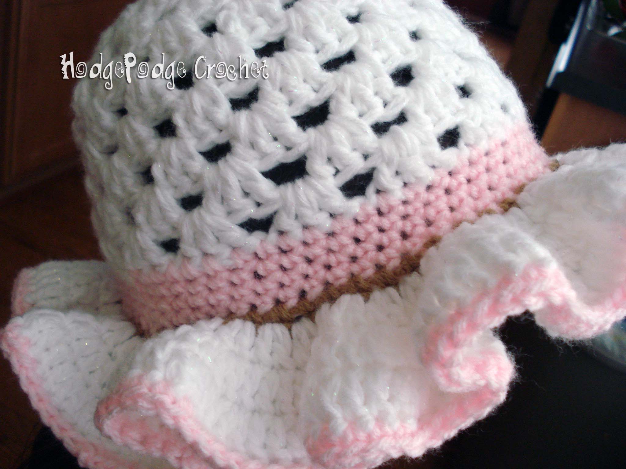 Chic Crochet Hat with Ruffled Trim Crochet pattern for ruffle hat main image 2