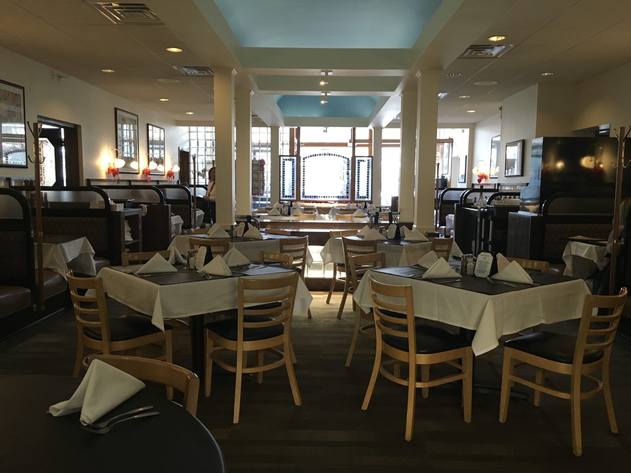 Hoffstots Restaurant In Oakmont Pennsylvania - gzt1b2t