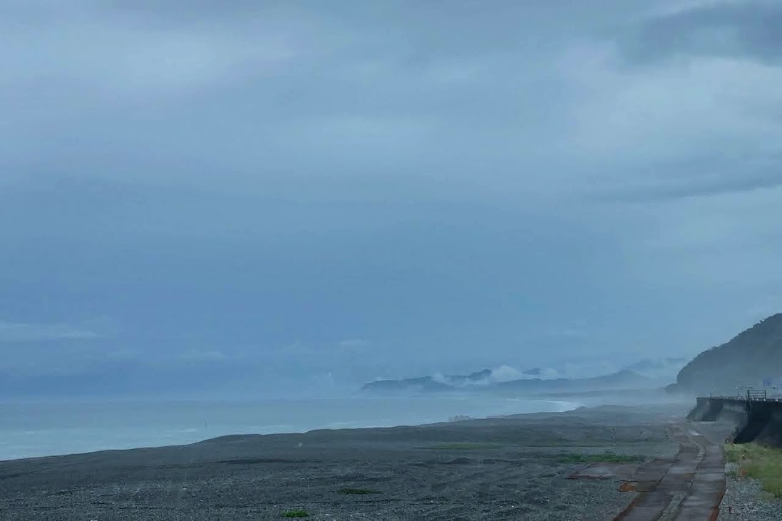 台風スタート。