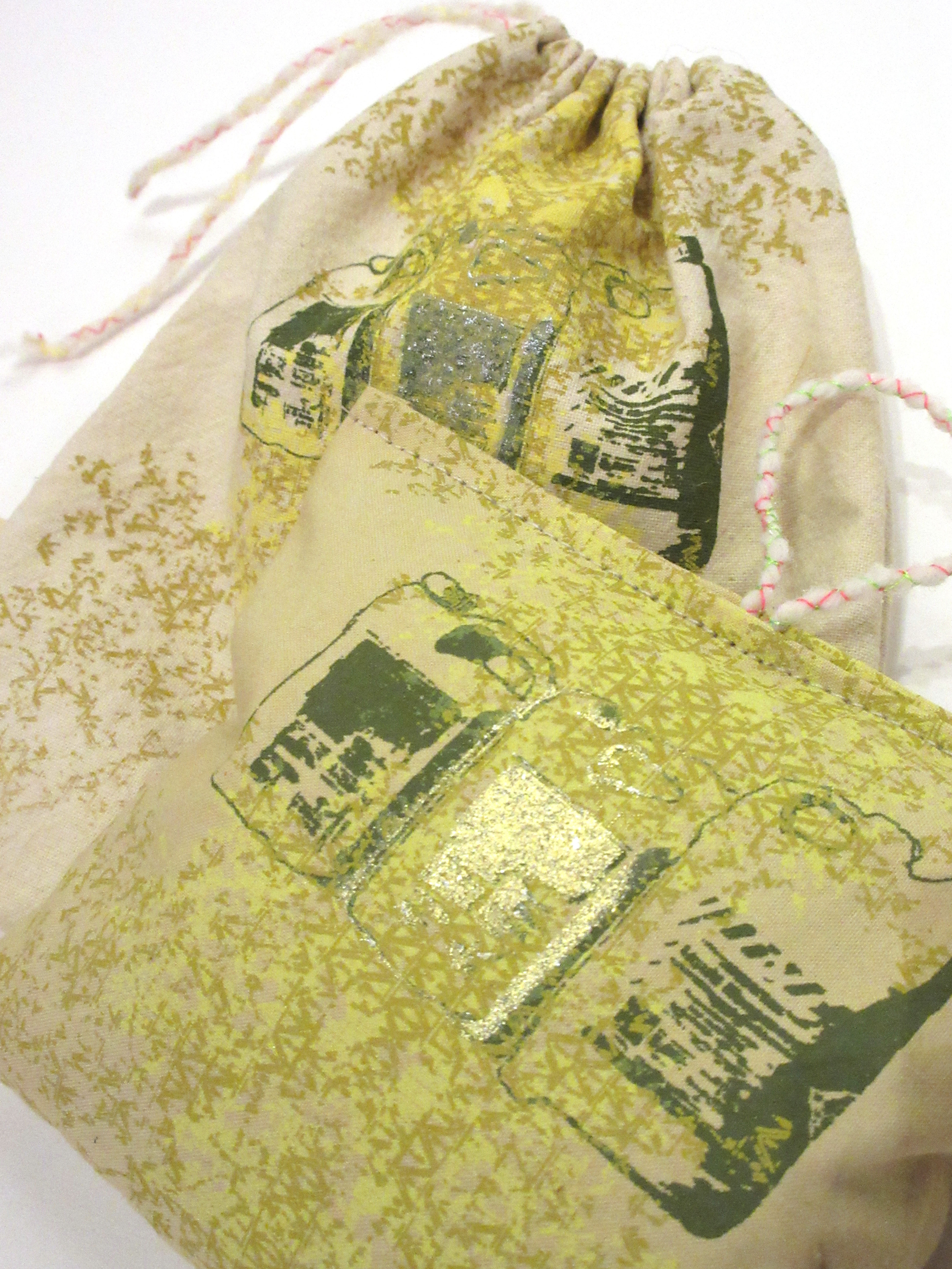 draw-string-bags-bottles