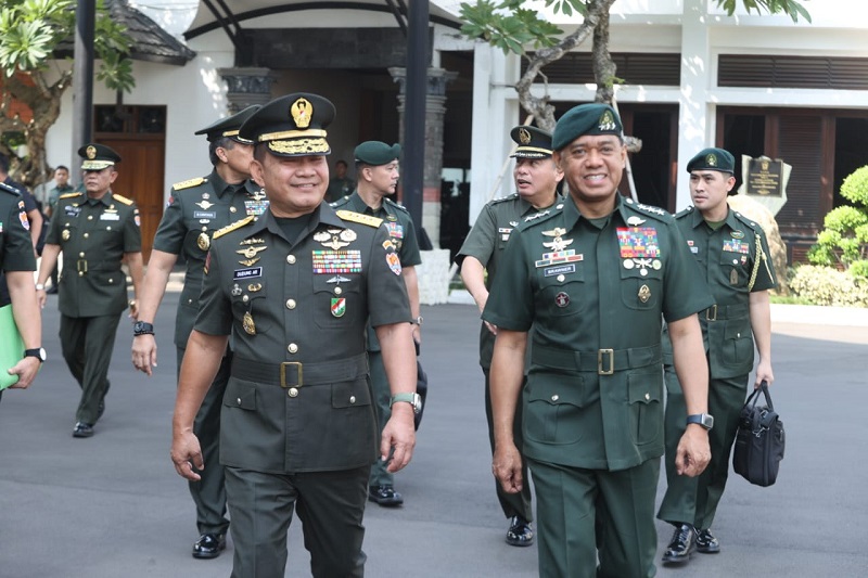 Dudung dan Romeo
