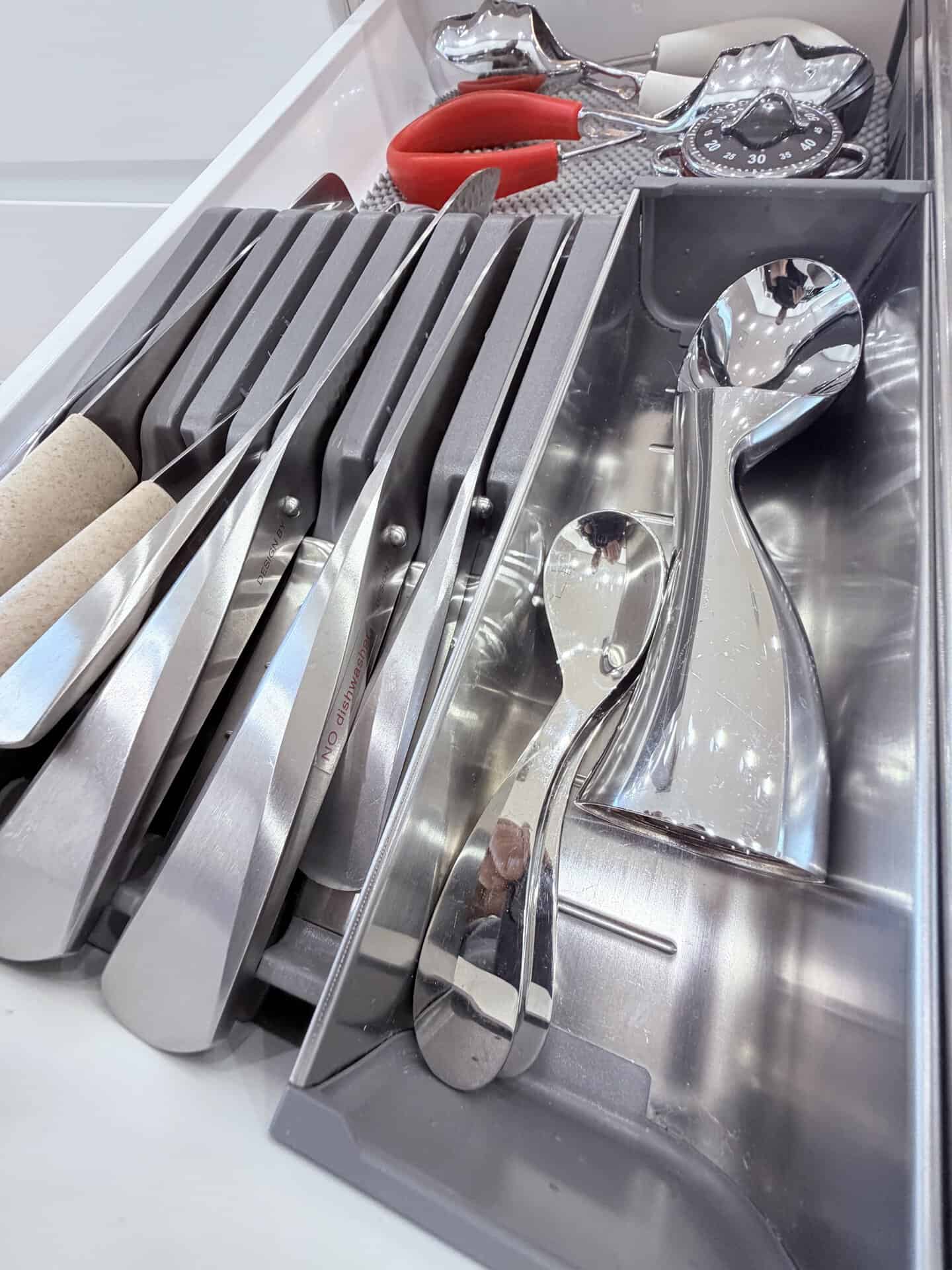 Chroma Type 301 knives beside two Eva Solo knives in a Blum ORGA-LINE drawer insert