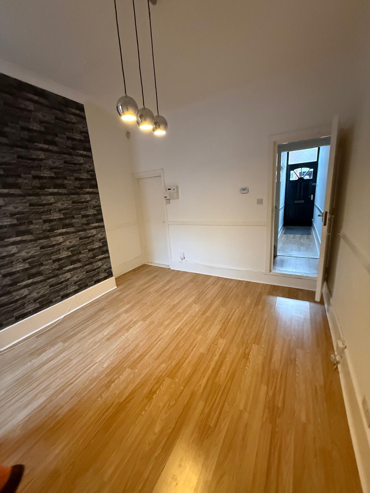 3 Storey – 3 Double Bedroom Terraced House – Sneinton