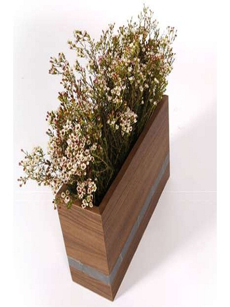 Beautiful Wooden Planter Box Ideas For Your Home Decor Hometone Home Automation And Smart Home Guide