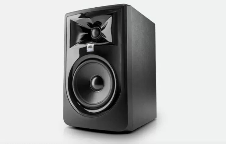 JBL 305P
