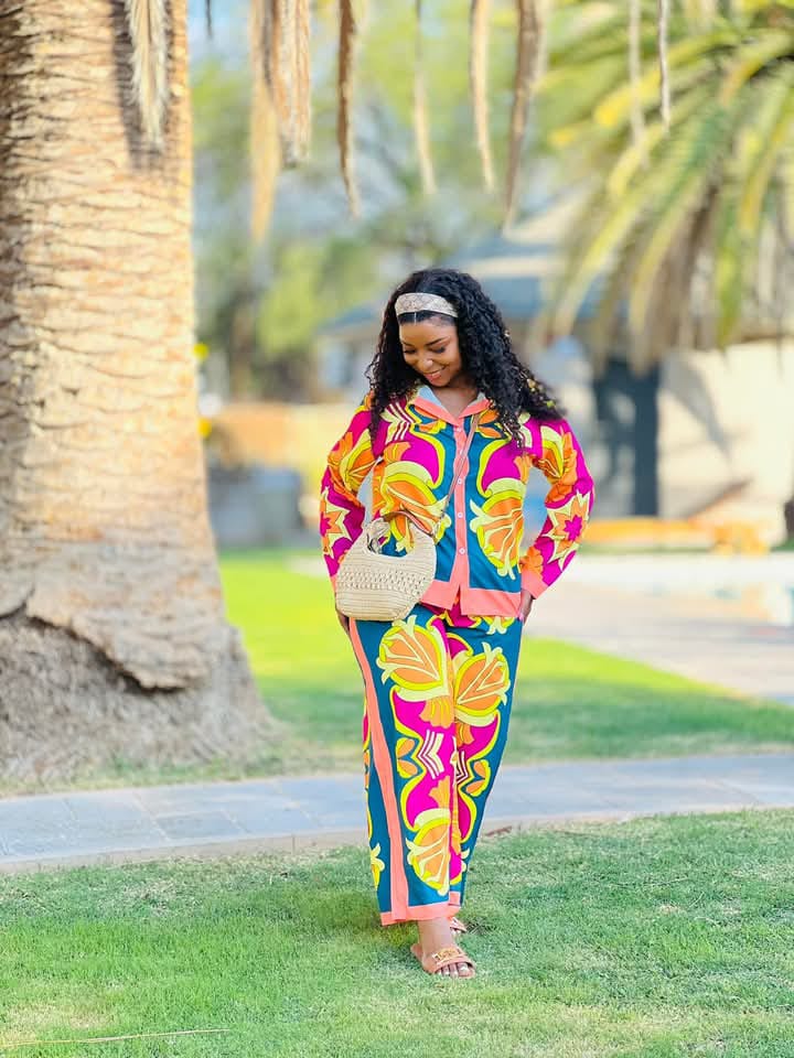 Lucy, Sugar Mummy Is Looking for Outgoing and Adventurous Sugar Boy for a Travel-Based Affair