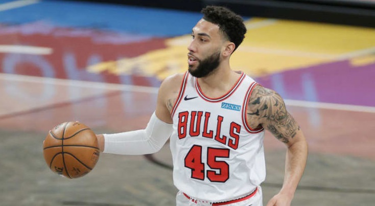 Cavs Officially Sign Swingman Denzel Valentine - Hoops Wire