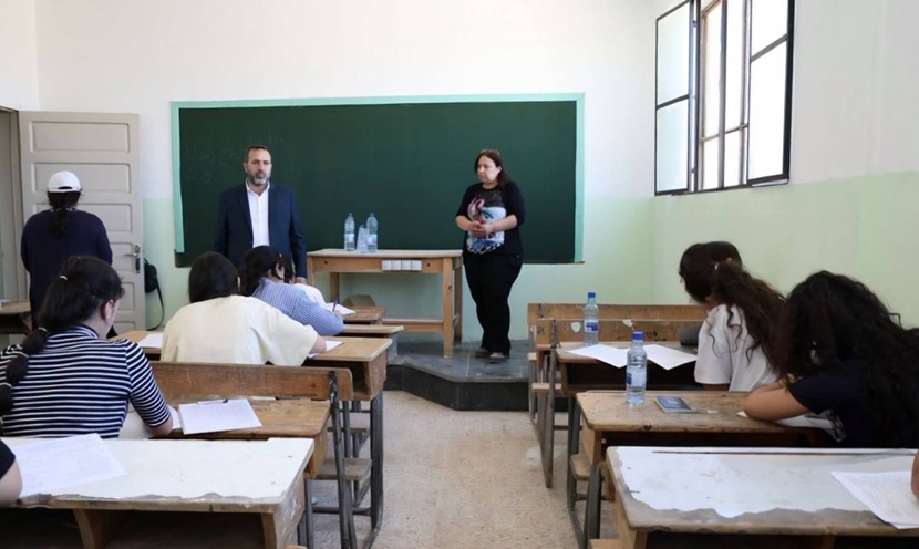 عدد قليل من طلاب السويداء تمكنوا من الوصول إلى مراكز امتحاناتهم في الدورة الاستثنائية
