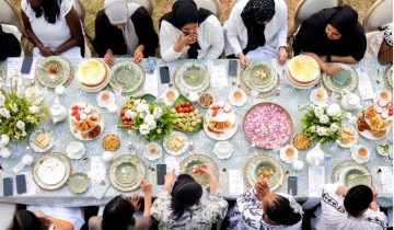 Taming Social Anxiety with hosting