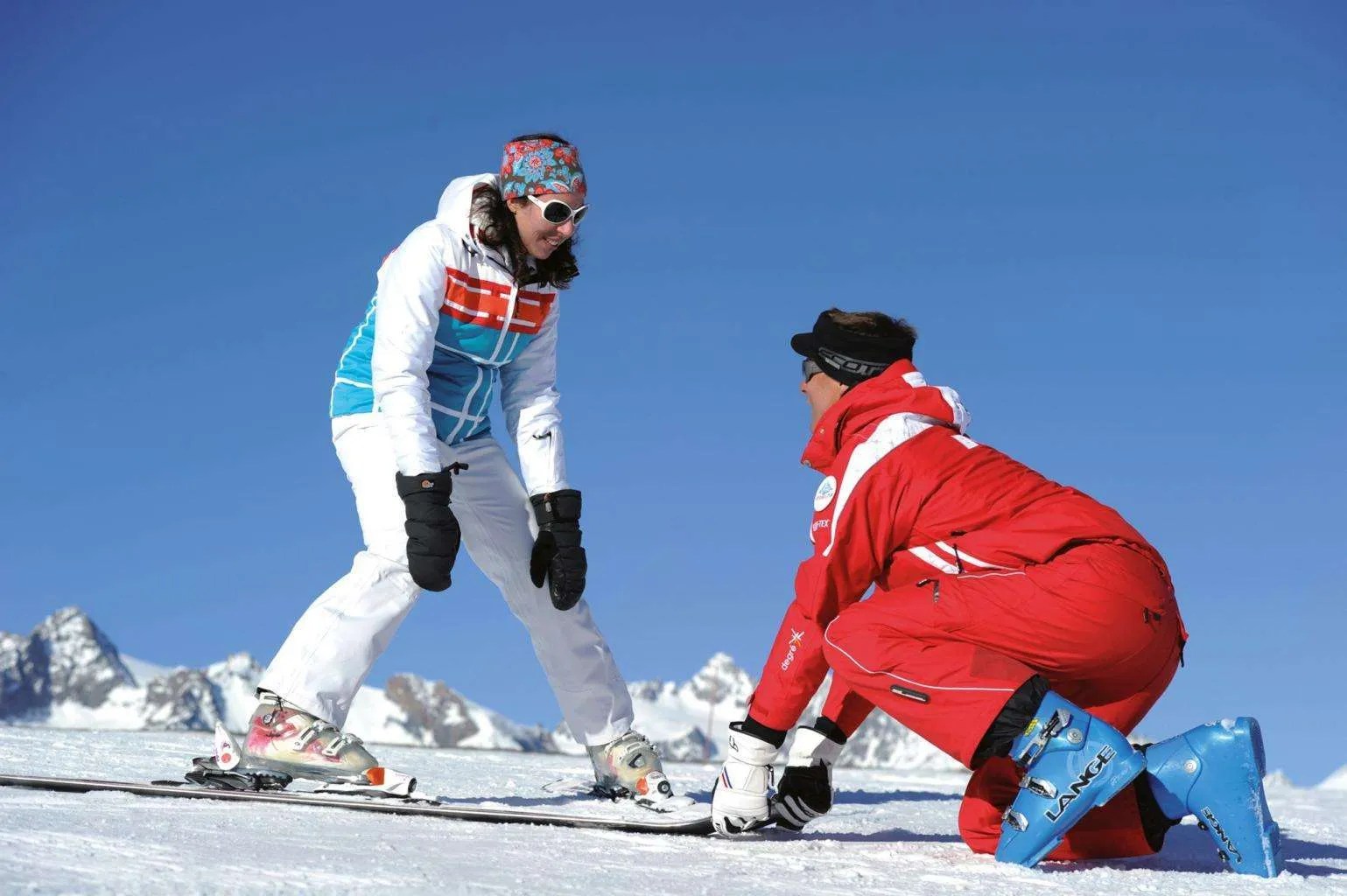 Book ski lessons in Les Gets