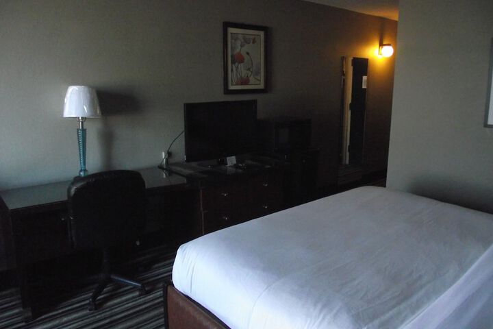 Travelodge by wyndham memphis airport / graceland memphis