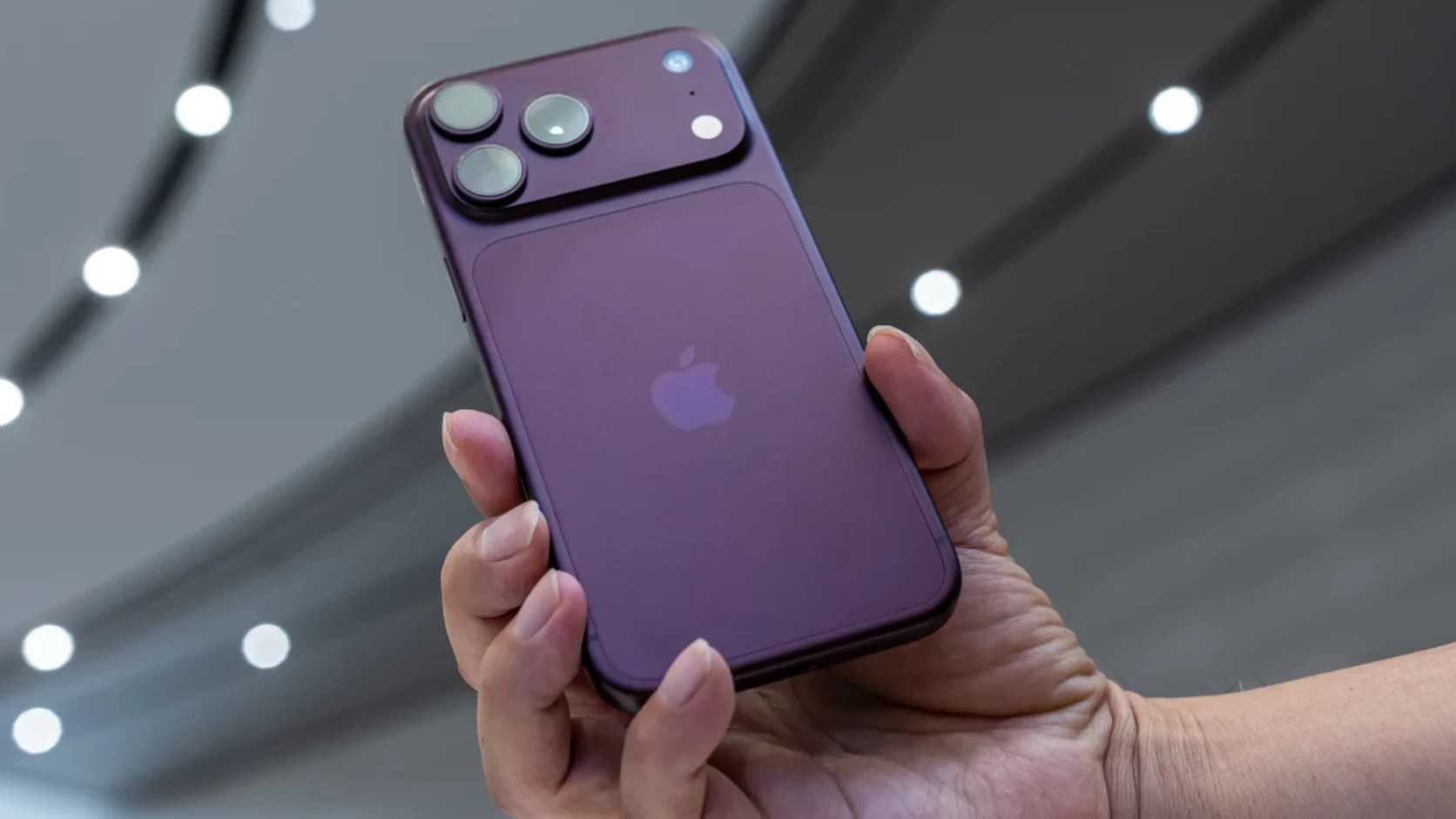 O segredo do Face ID do iPhone 18 Pro: Bloqueios inesperados?